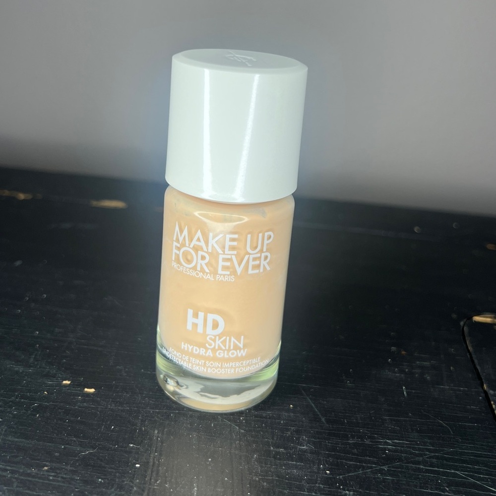 Make Up For Ever HD Skin Hydra Glow Foundation